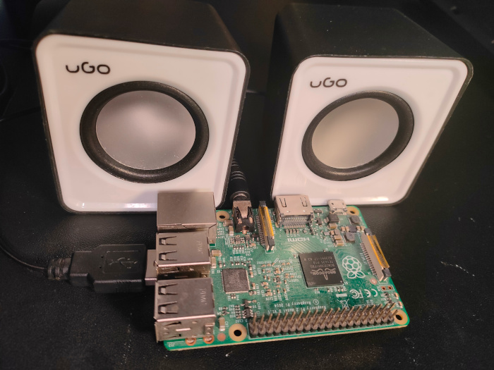 Raspberry and speakres